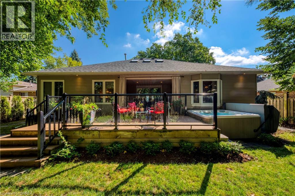 Photo 45 of 206 Fiddlers Green Road, Ancaster ON