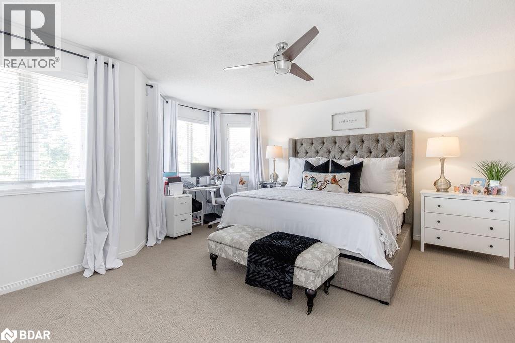 Photo 19 of 33 Etherington Crescent, Barrie ON