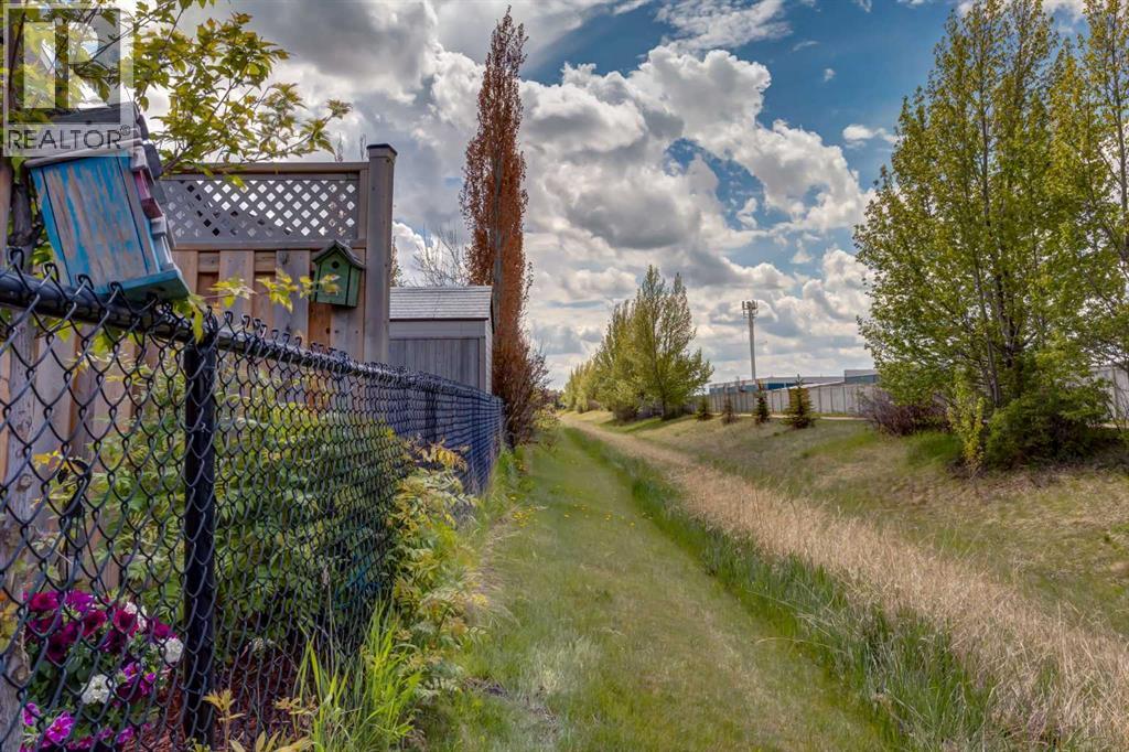 Photo 37 of 251 Kingsbridge Road Se, Airdrie AB