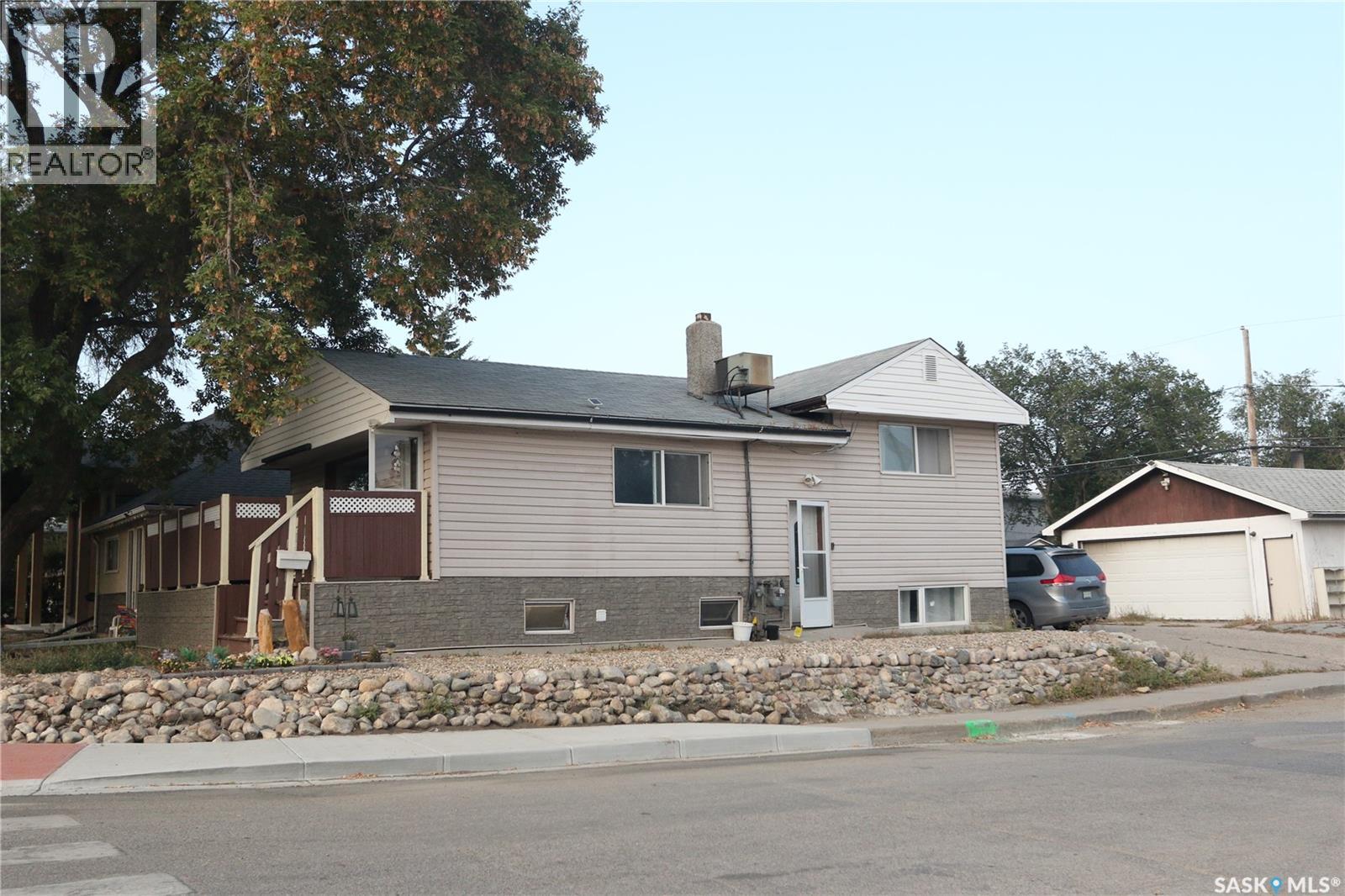 Photo 1 of 271 Broad Street, Regina SK