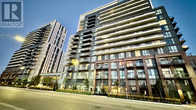 Photo 1 of 512 38 Honeycrisp Crescent N, Vaughan ON