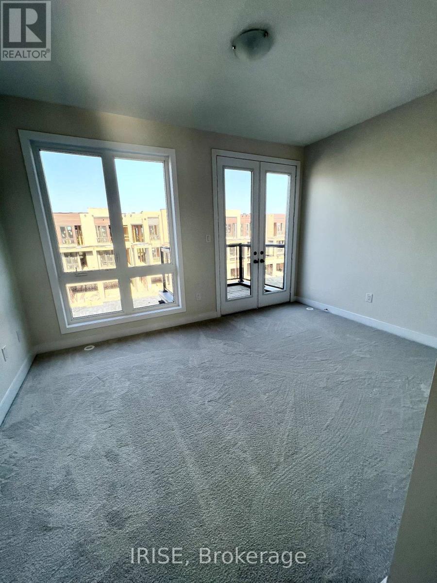 Photo 8 of 113 Stauffer Crescent, Markham ON
