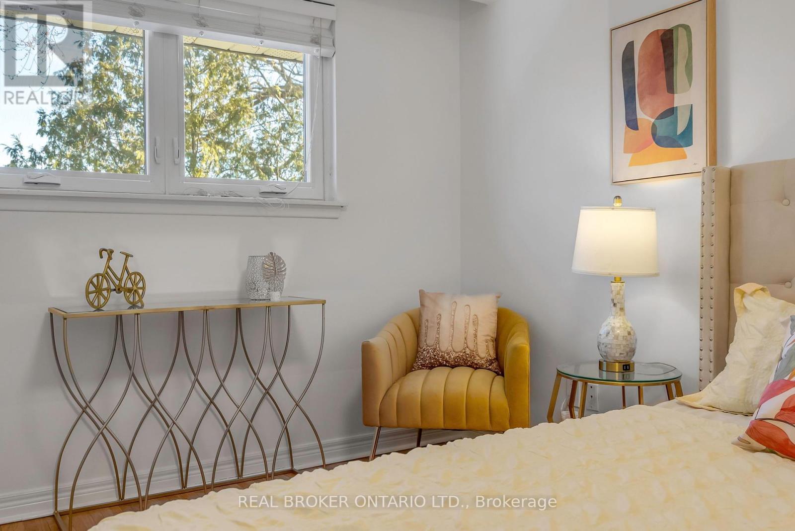 Photo 23 of 3465 Orion Crescent, Mississauga ON