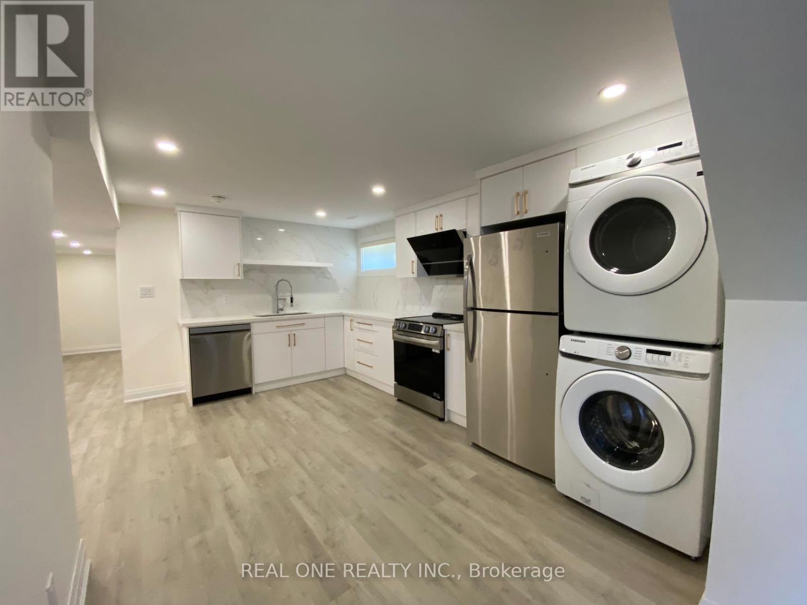 Photo 1 of Basement Room 3366 Strabane Drive, Mississauga ON