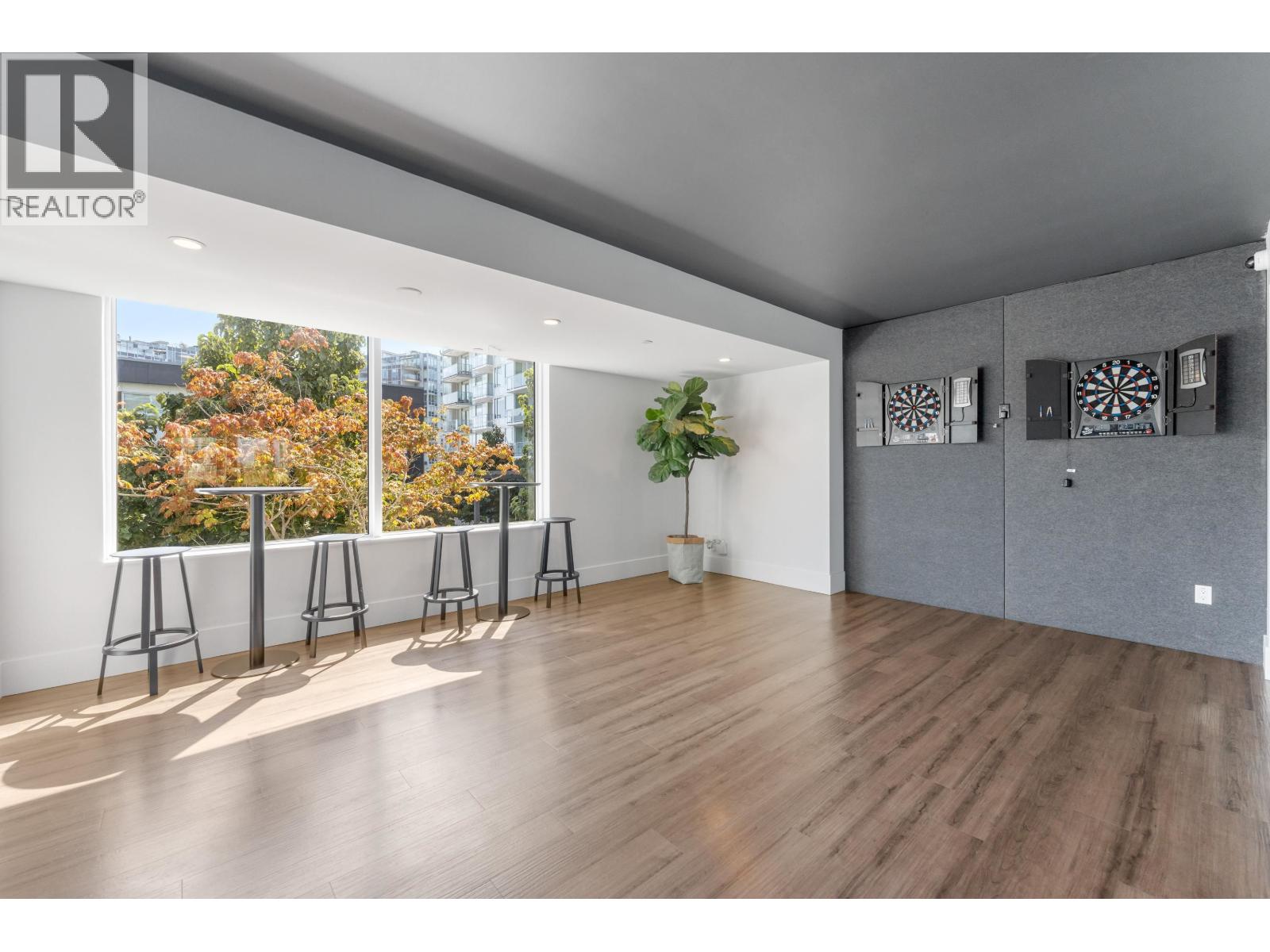 Photo 33 of 703 5508 Hollybridge Way, Richmond BC