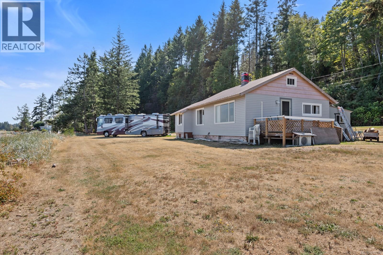 1494 Wilkinson Rd, Comox
