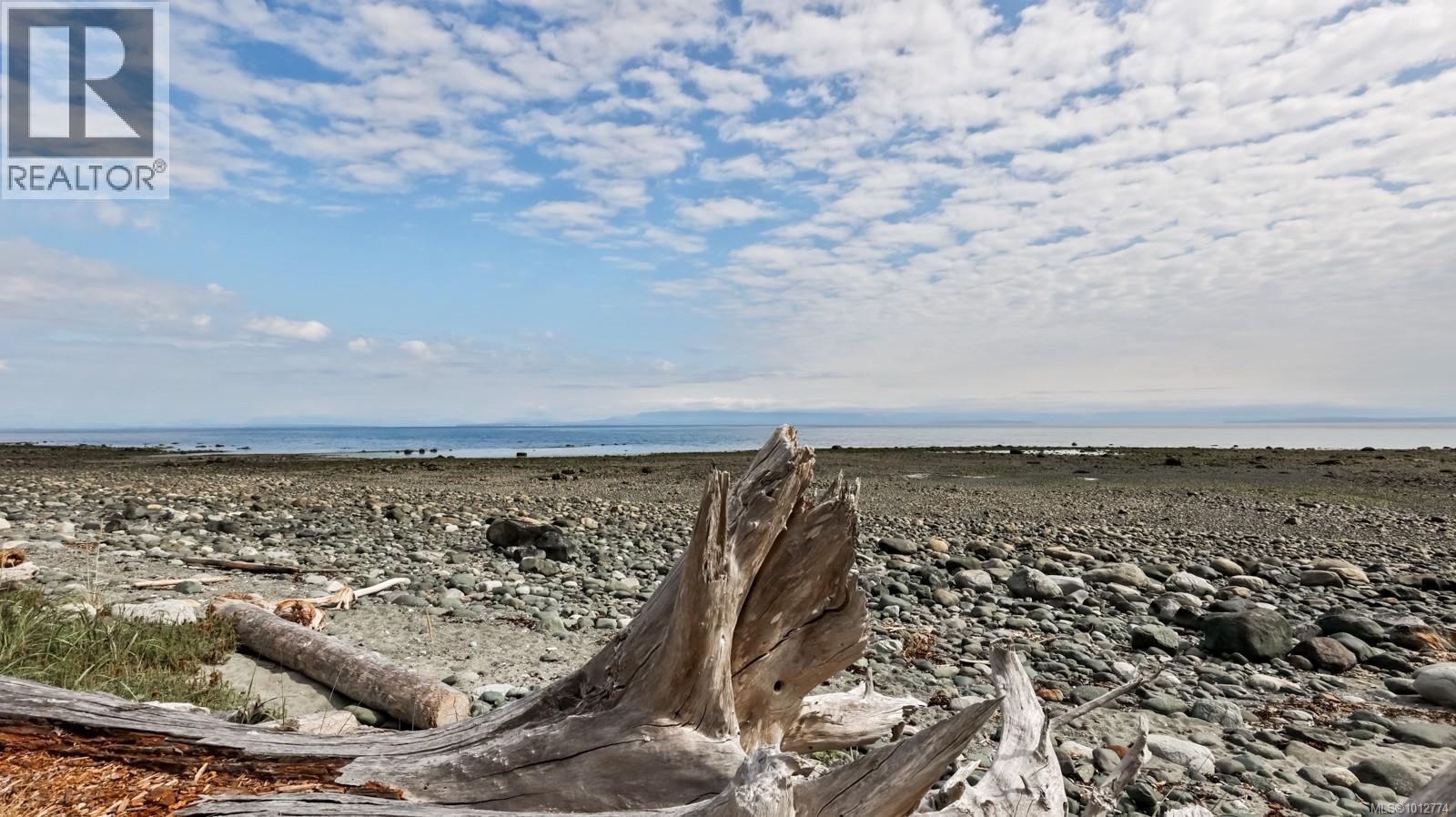 1494 Wilkinson Rd, Comox