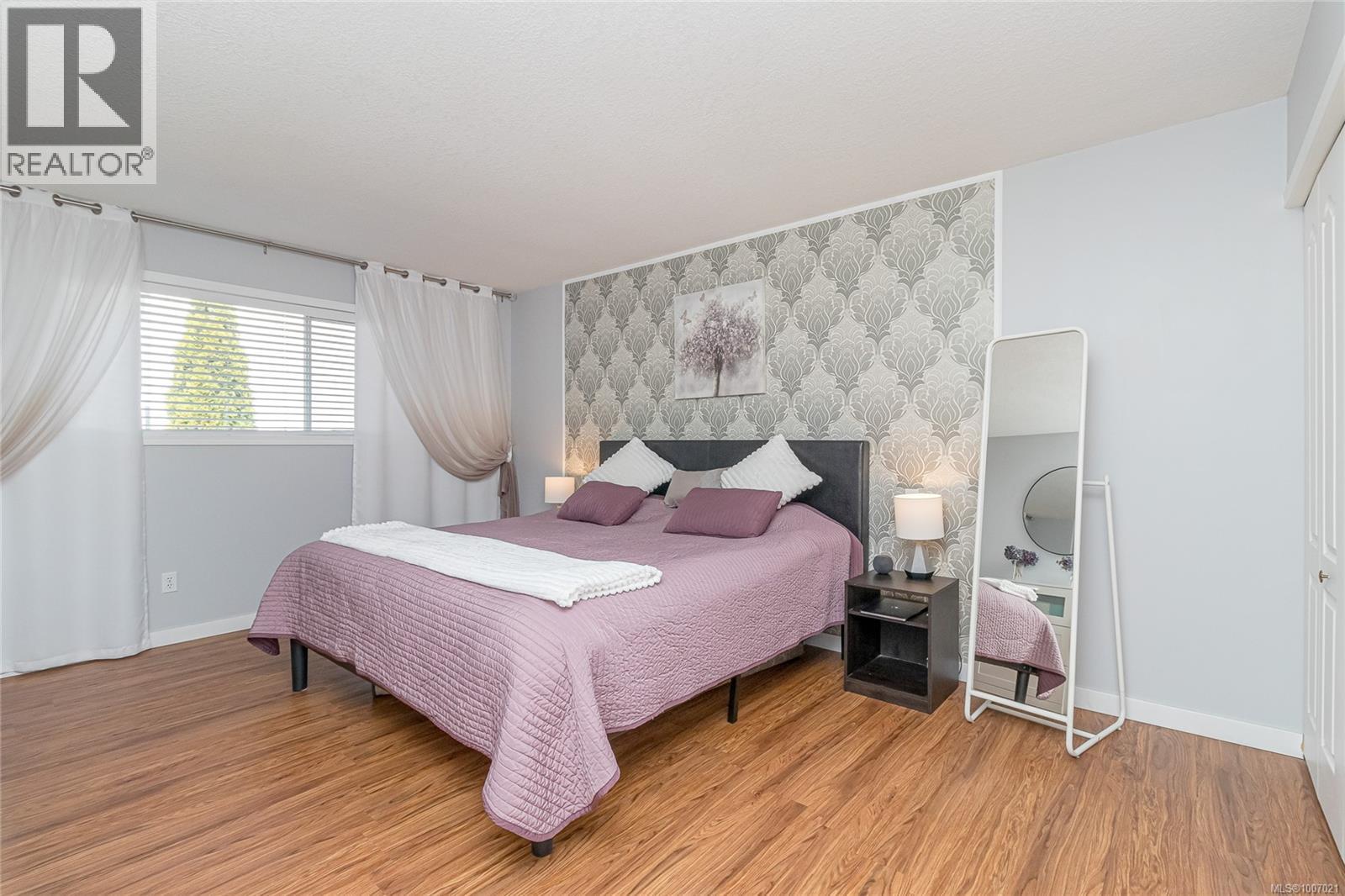 Photo 14 of 749 Marchmont Rd, Duncan BC
