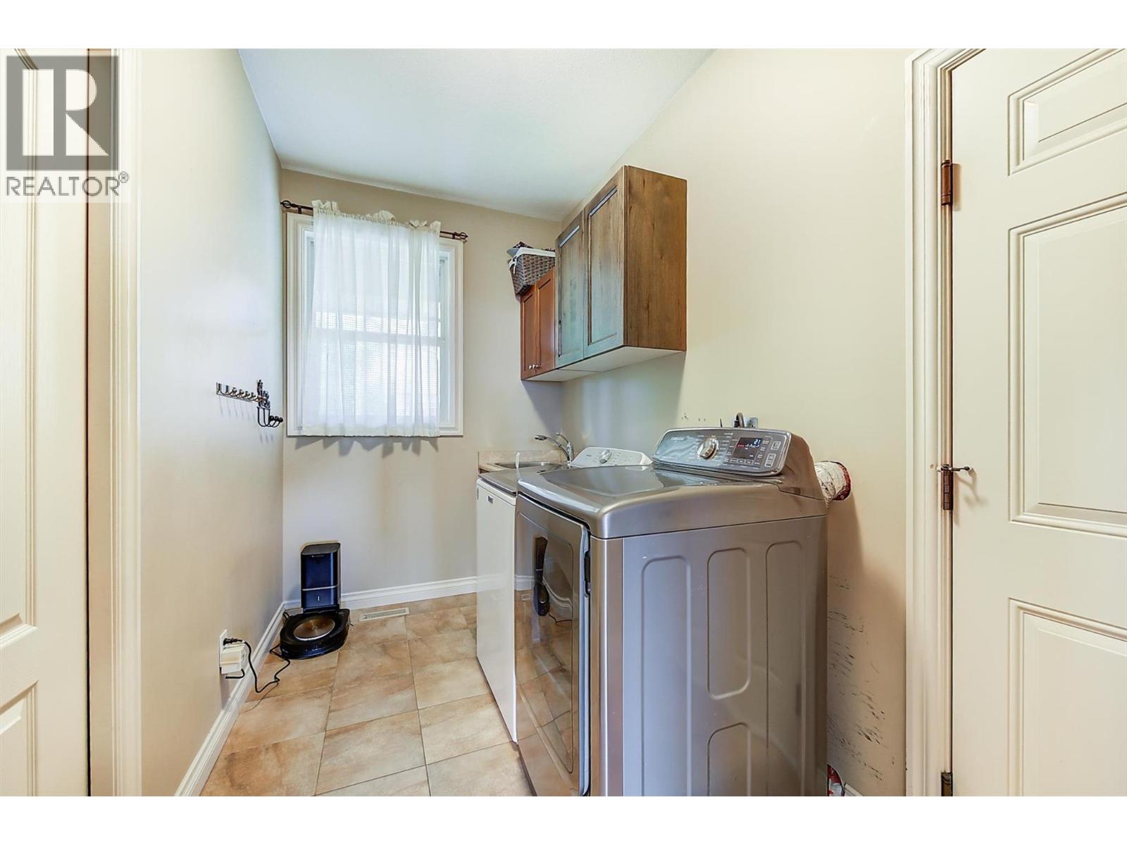  5008 Bunting Court, Kelowna