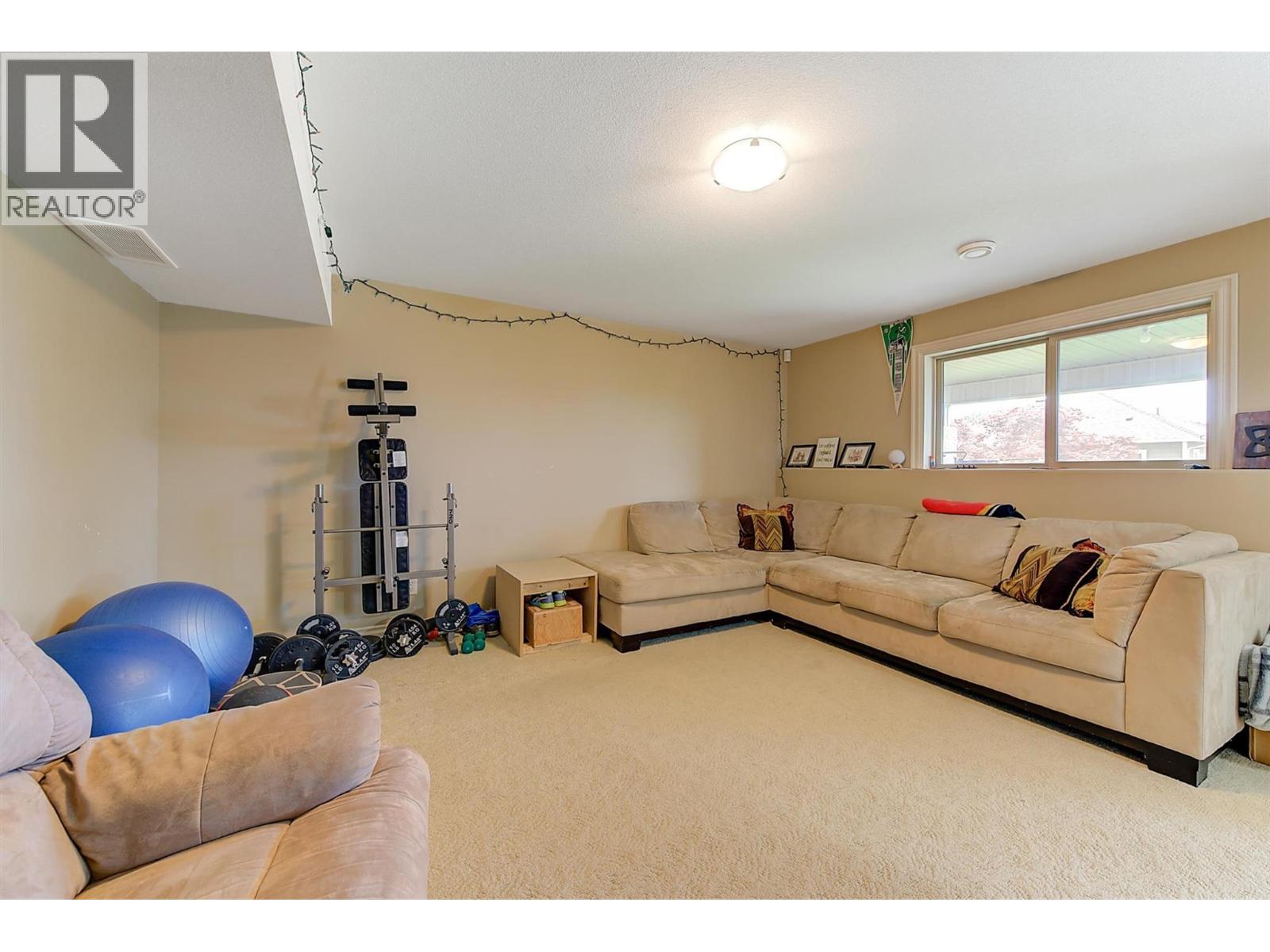  5008 Bunting Court, Kelowna