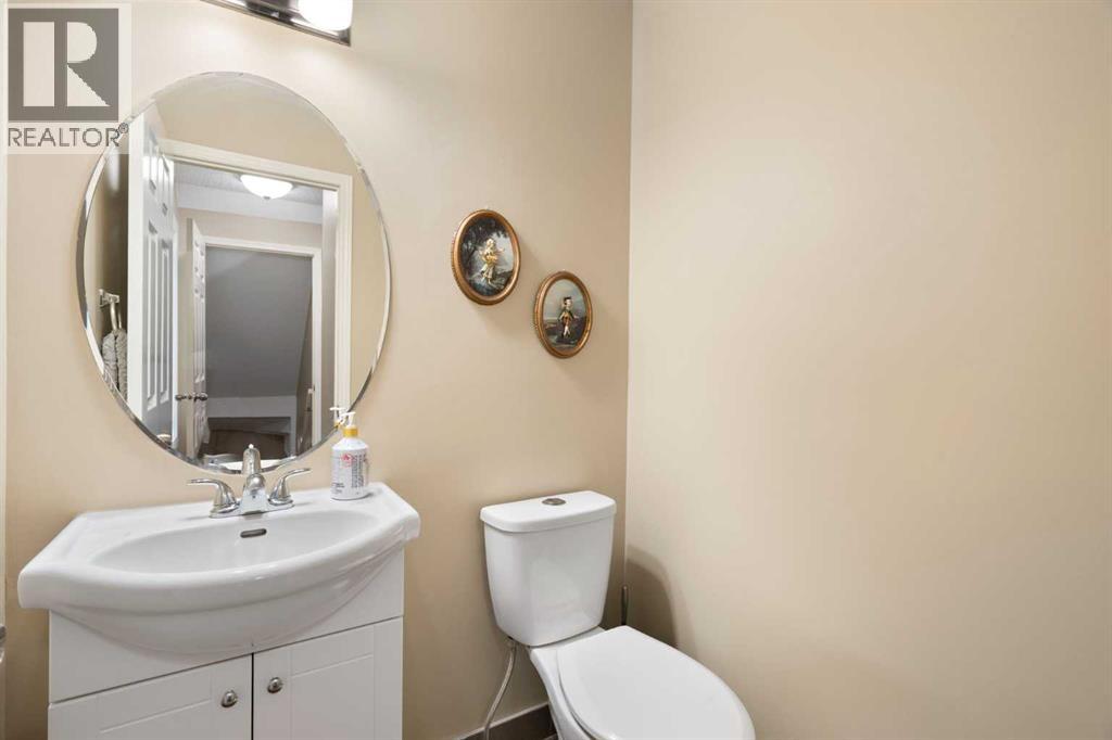 Photo 31 of 3567 Sierra Morena Road Sw, Calgary AB