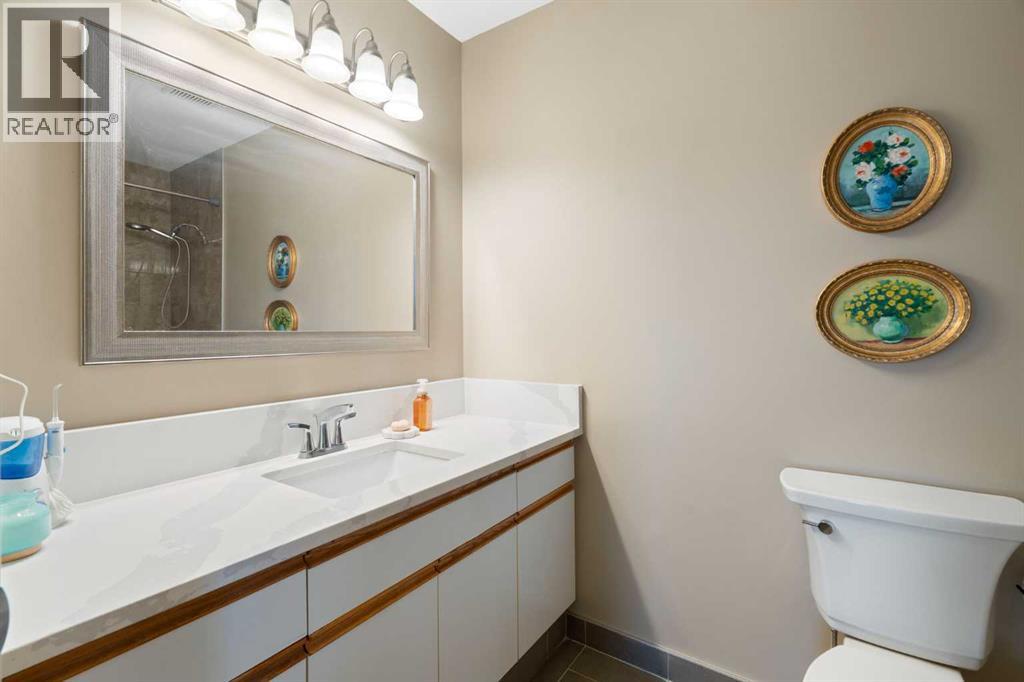 Photo 23 of 3567 Sierra Morena Road Sw, Calgary AB
