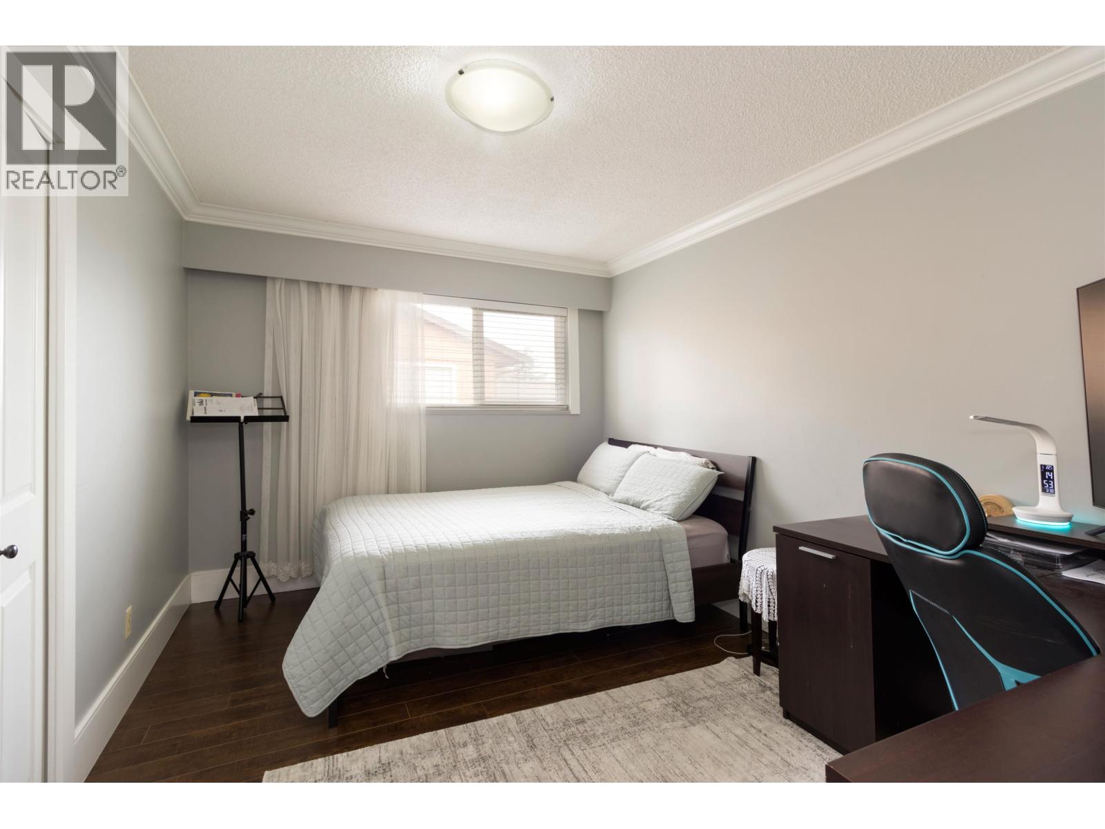 Photo 13 of 10711 Seamount Road, Richmond BC