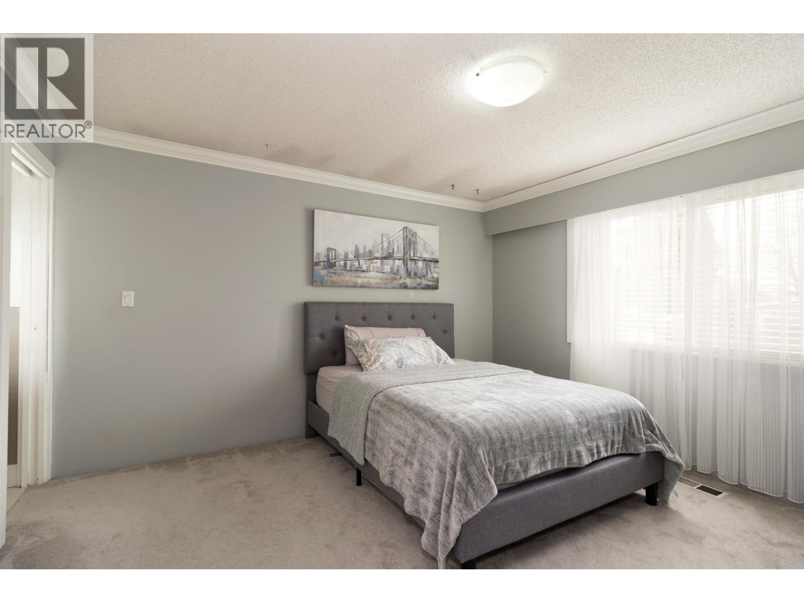 Photo 14 of 10711 Seamount Road, Richmond BC