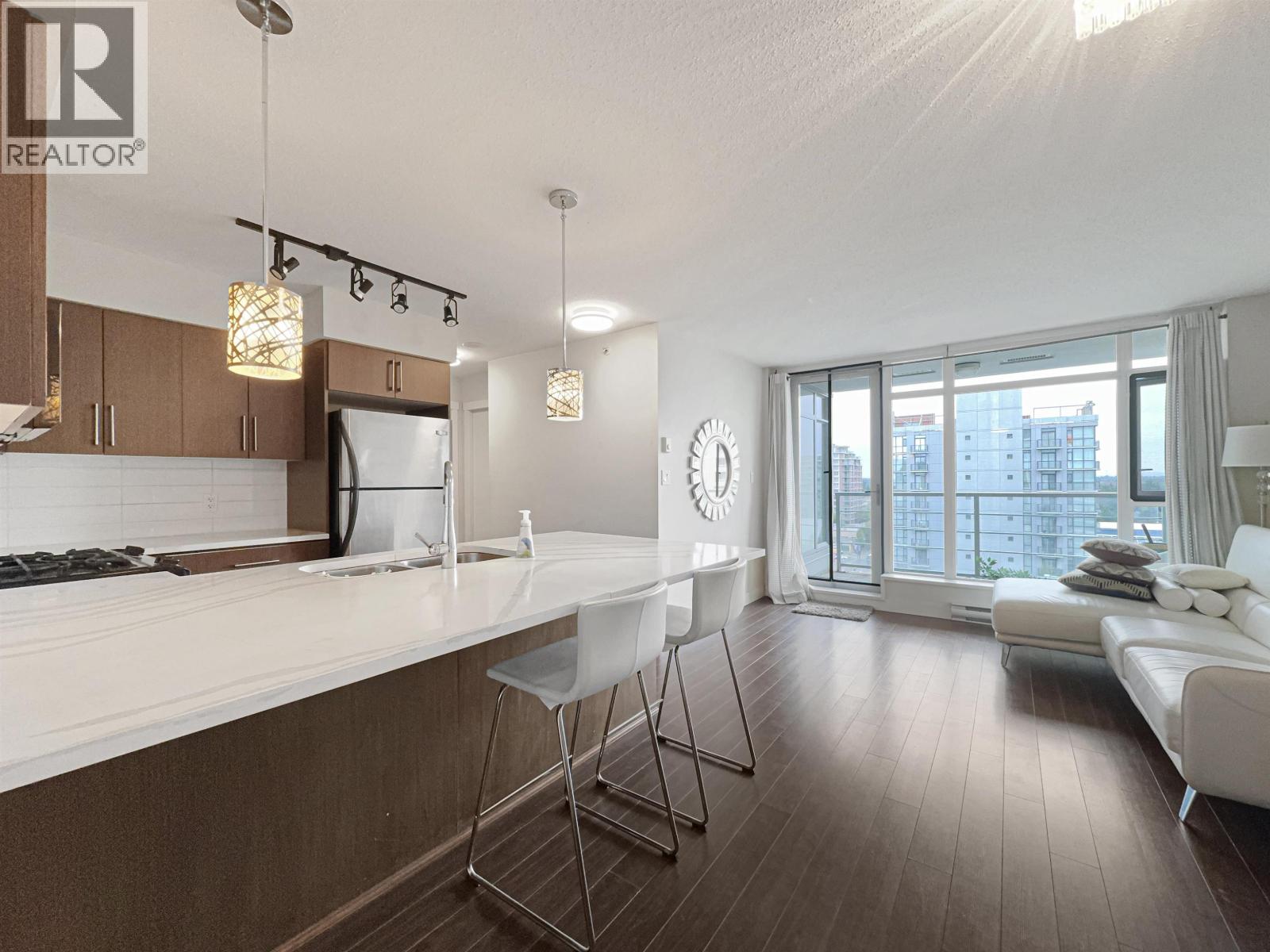 Photo 2 of 12 Xx 8068 Westminister Highway, Richmond BC