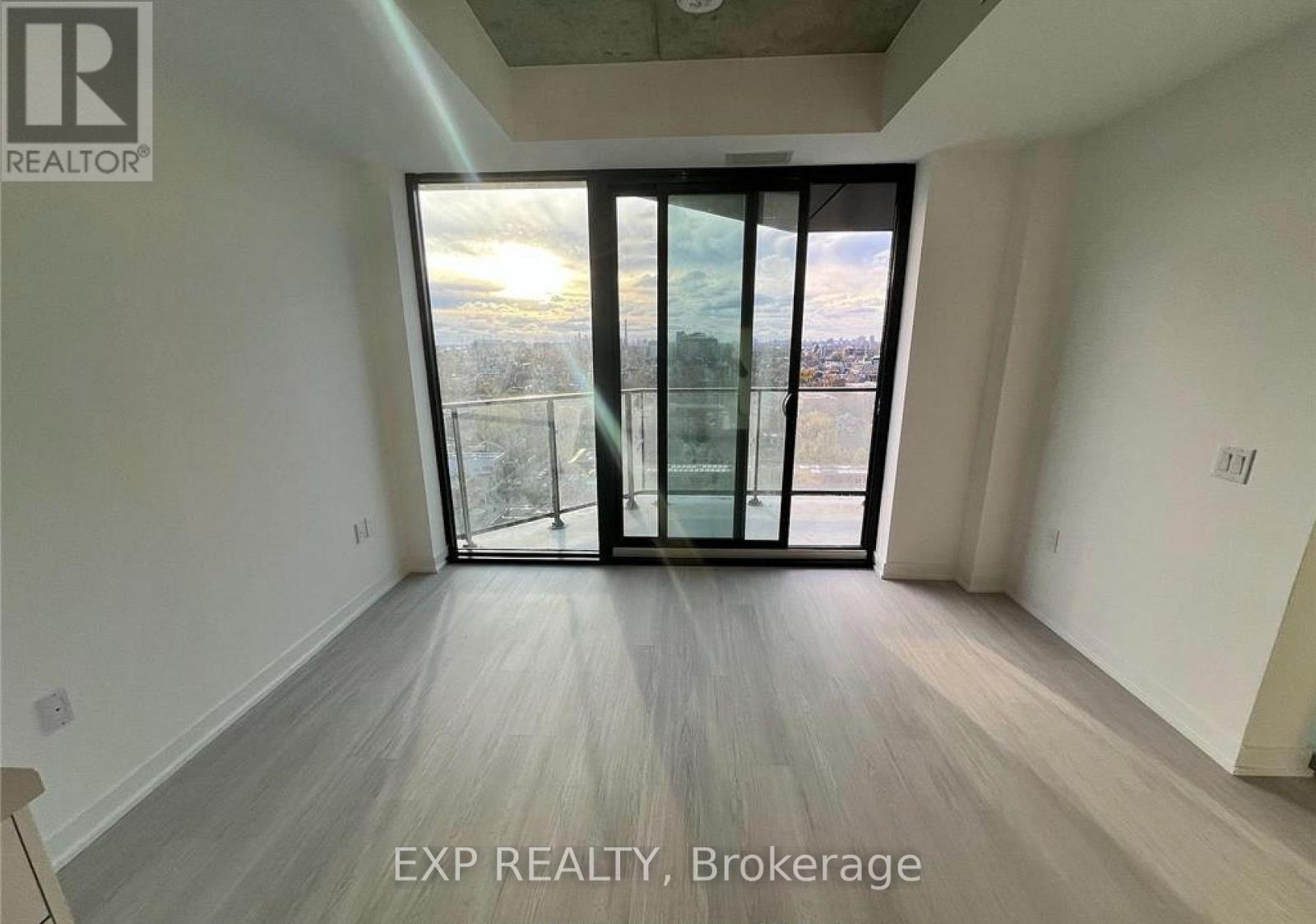 Photo 5 of 1401 195 Mccaul Street, Toronto ON