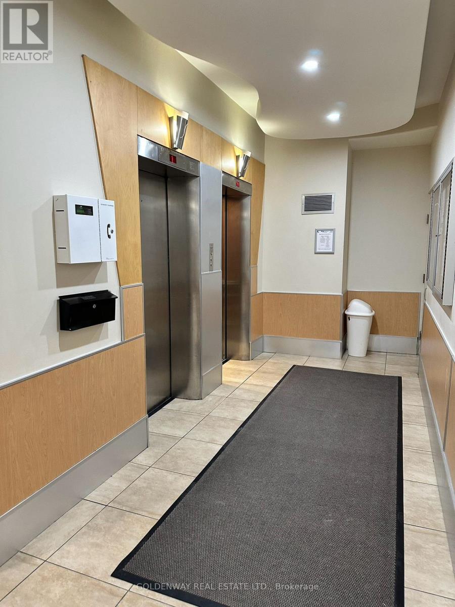 Photo 3 of 808 5949 Yonge Street, Toronto ON