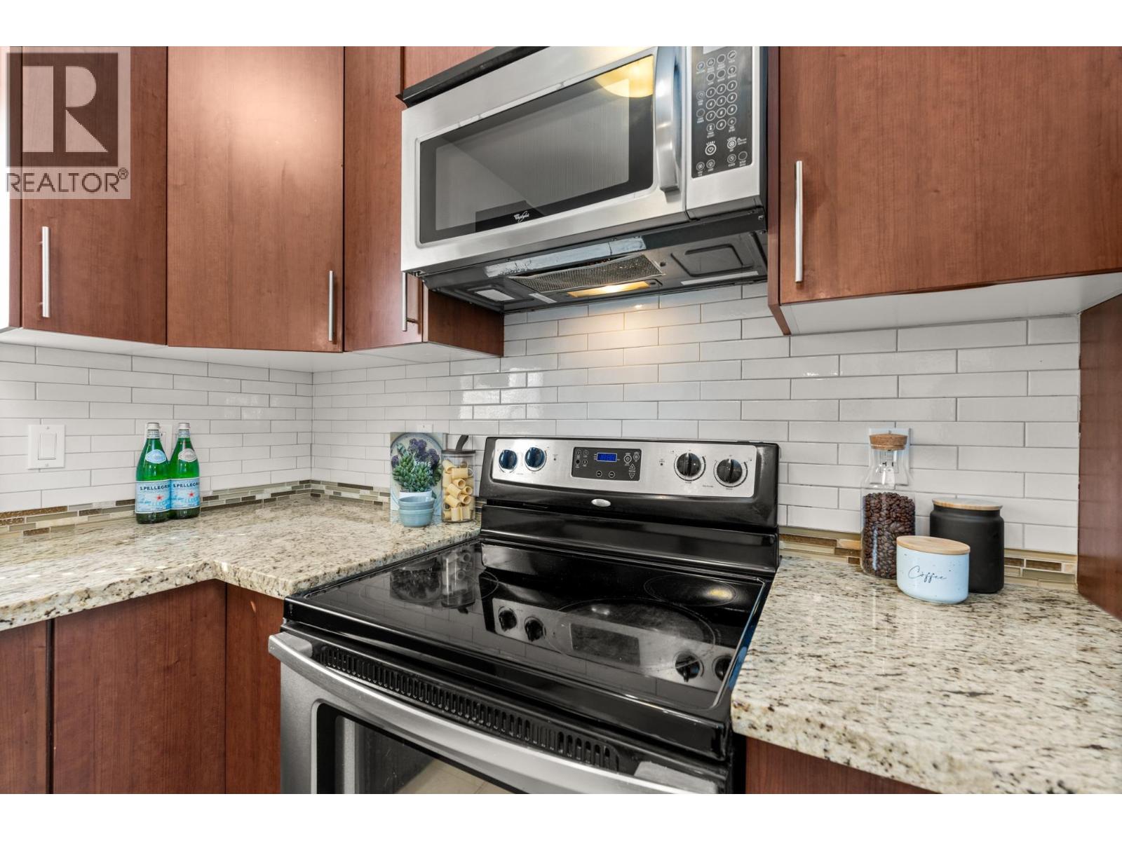Photo 11 of 228 368 Ellesmere Avenue, Burnaby BC