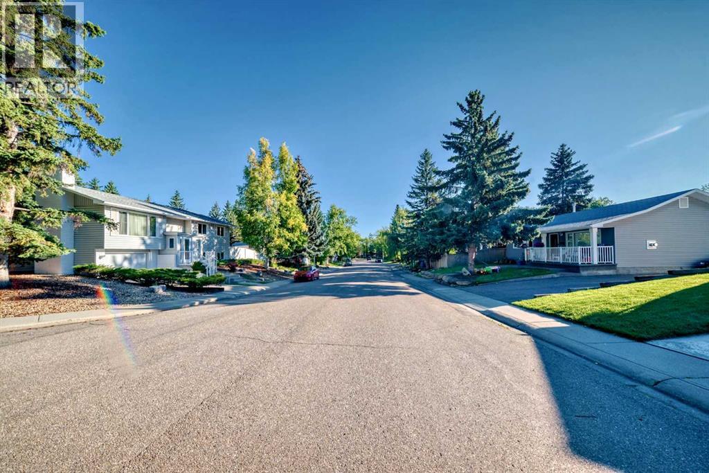 Photo 50 of 9656 Oakhill Drive Sw, Calgary AB