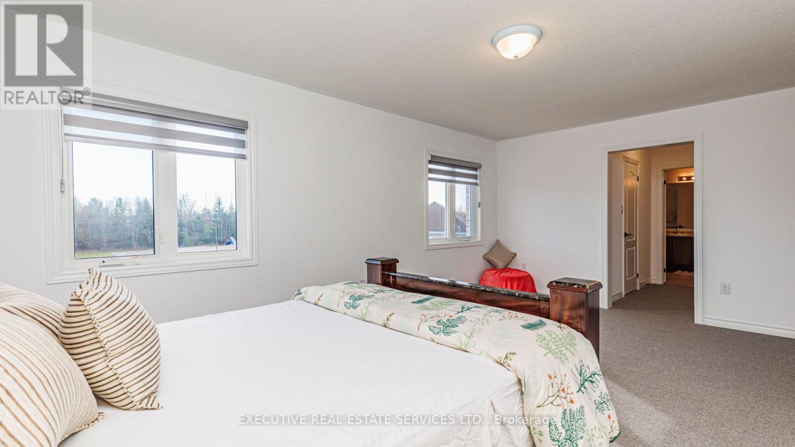 Photo 33 of 42 Tracey Lane, Collingwood ON