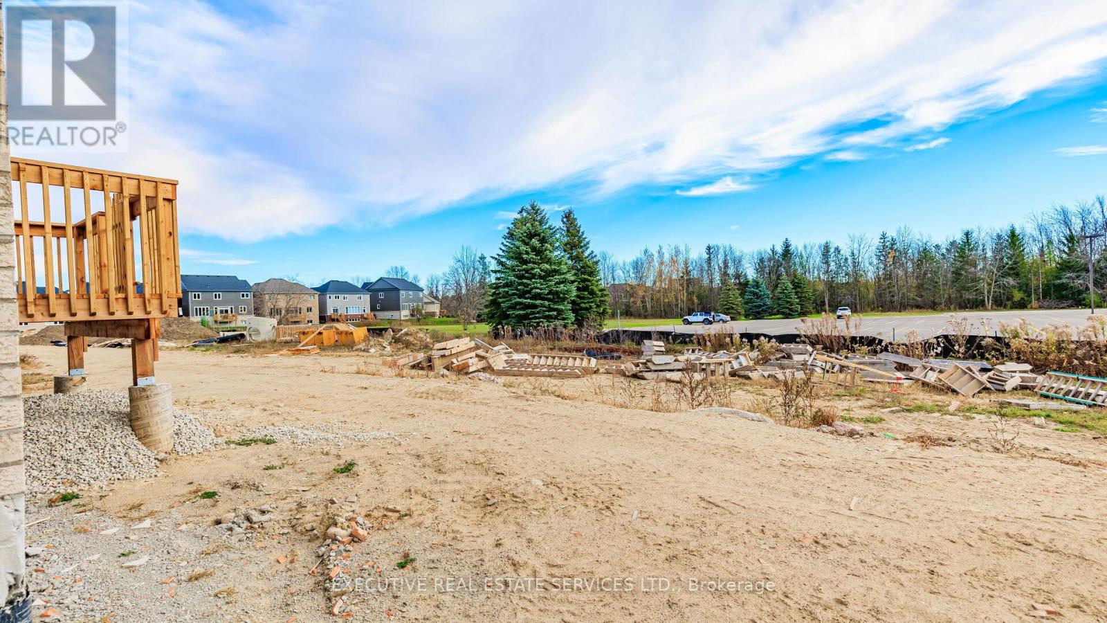 Photo 49 of 42 Tracey Lane, Collingwood ON