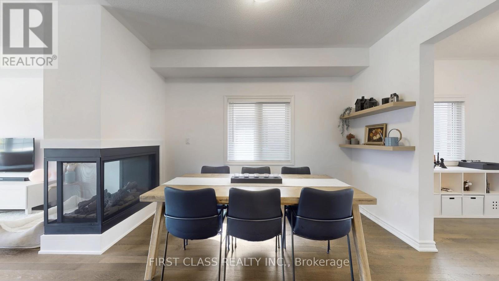 Photo 17 of 5 Harvest Crescent, Barrie ON