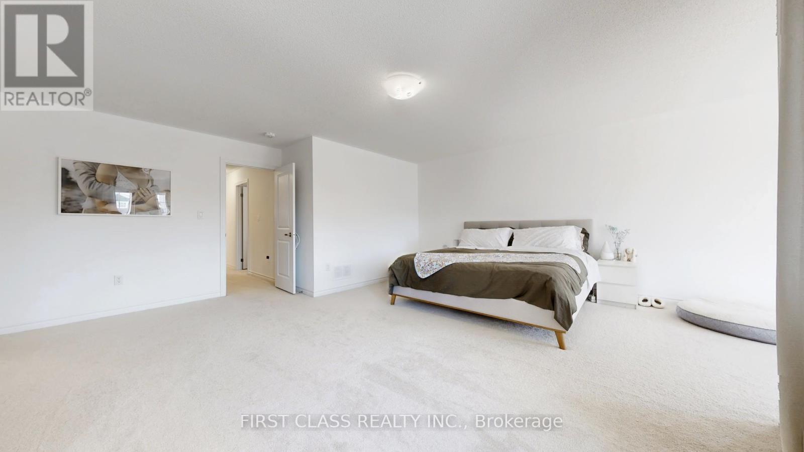 Photo 25 of 5 Harvest Crescent, Barrie ON