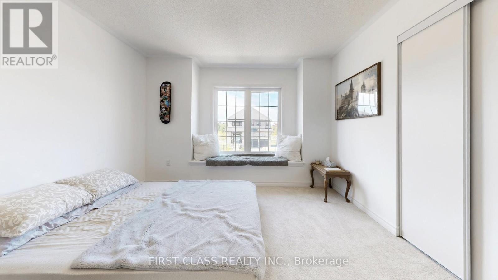 Photo 42 of 5 Harvest Crescent, Barrie ON