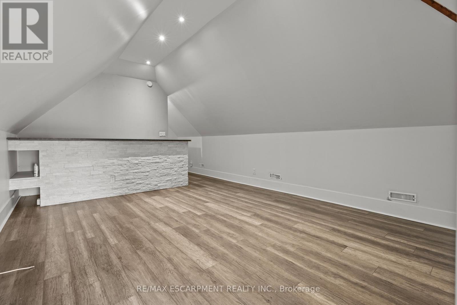 Photo 35 of 181 West Avenue, Hamilton ON
