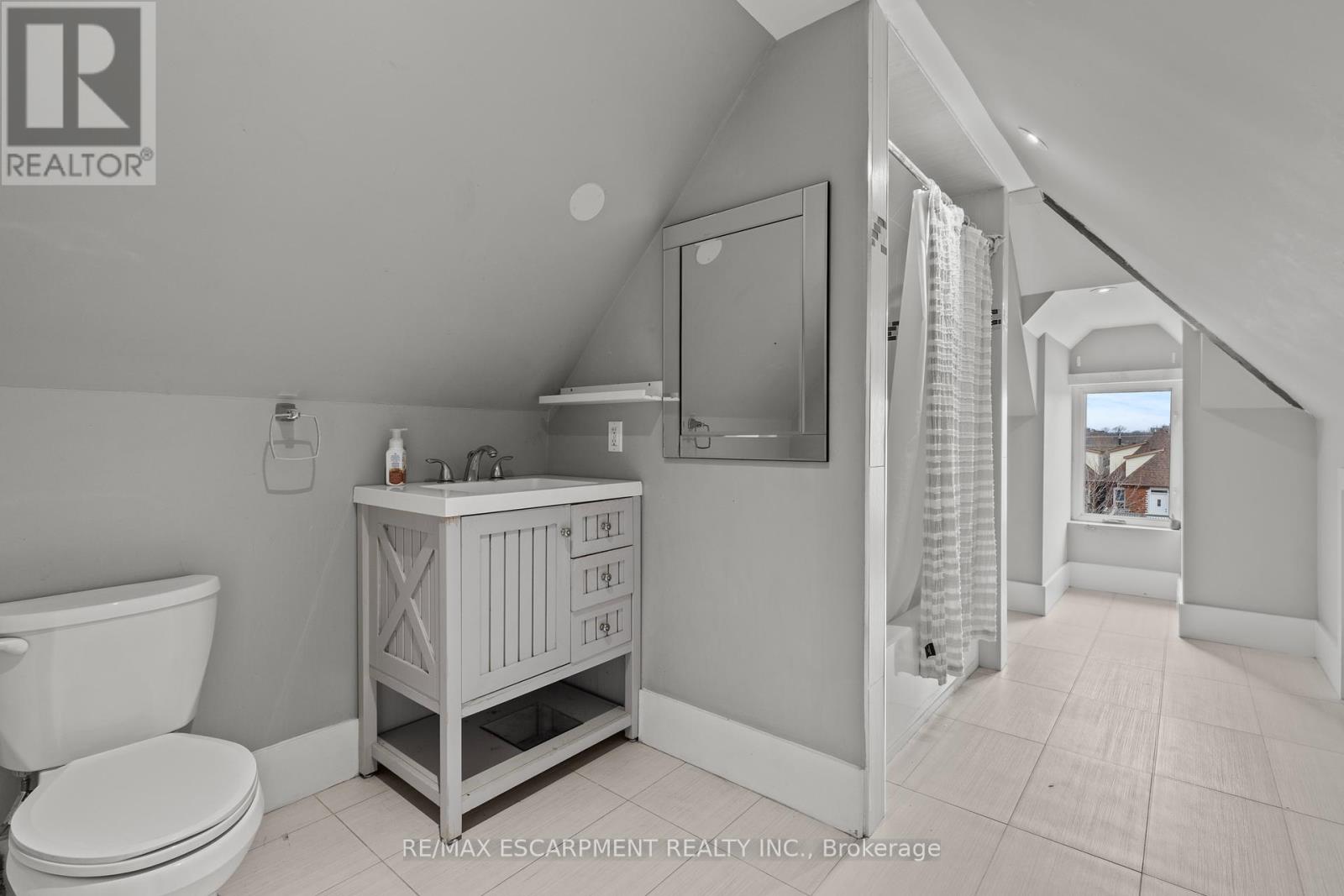 181 WEST AVENUE - 39