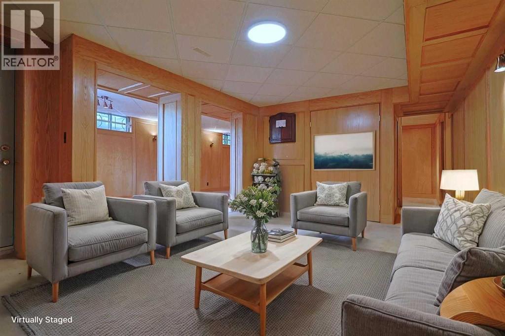 Photo 30 of 7047 Edgemont Drive Nw, Calgary AB