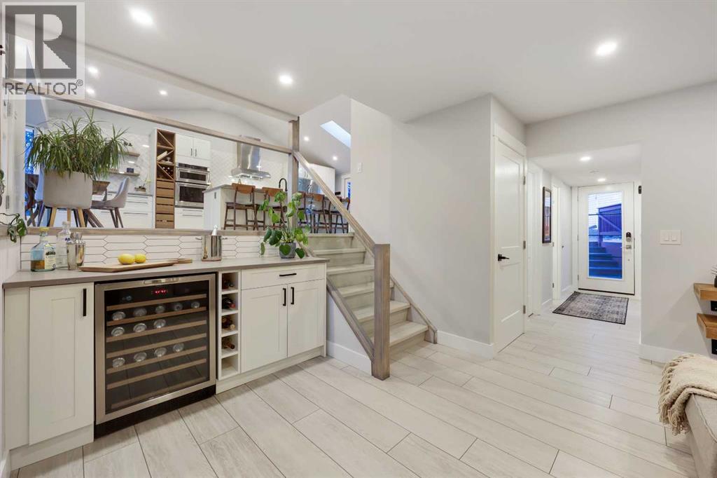 Photo 14 of 3224 Conrad Drive Nw, Calgary AB