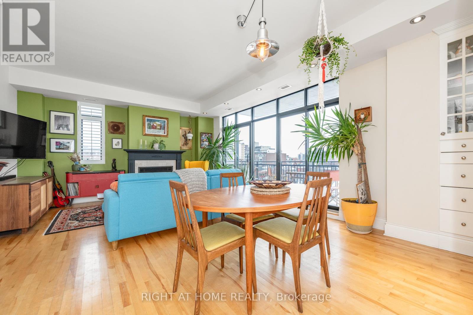 Photo 18 of 504 364 Cooper Street, Ottawa ON
