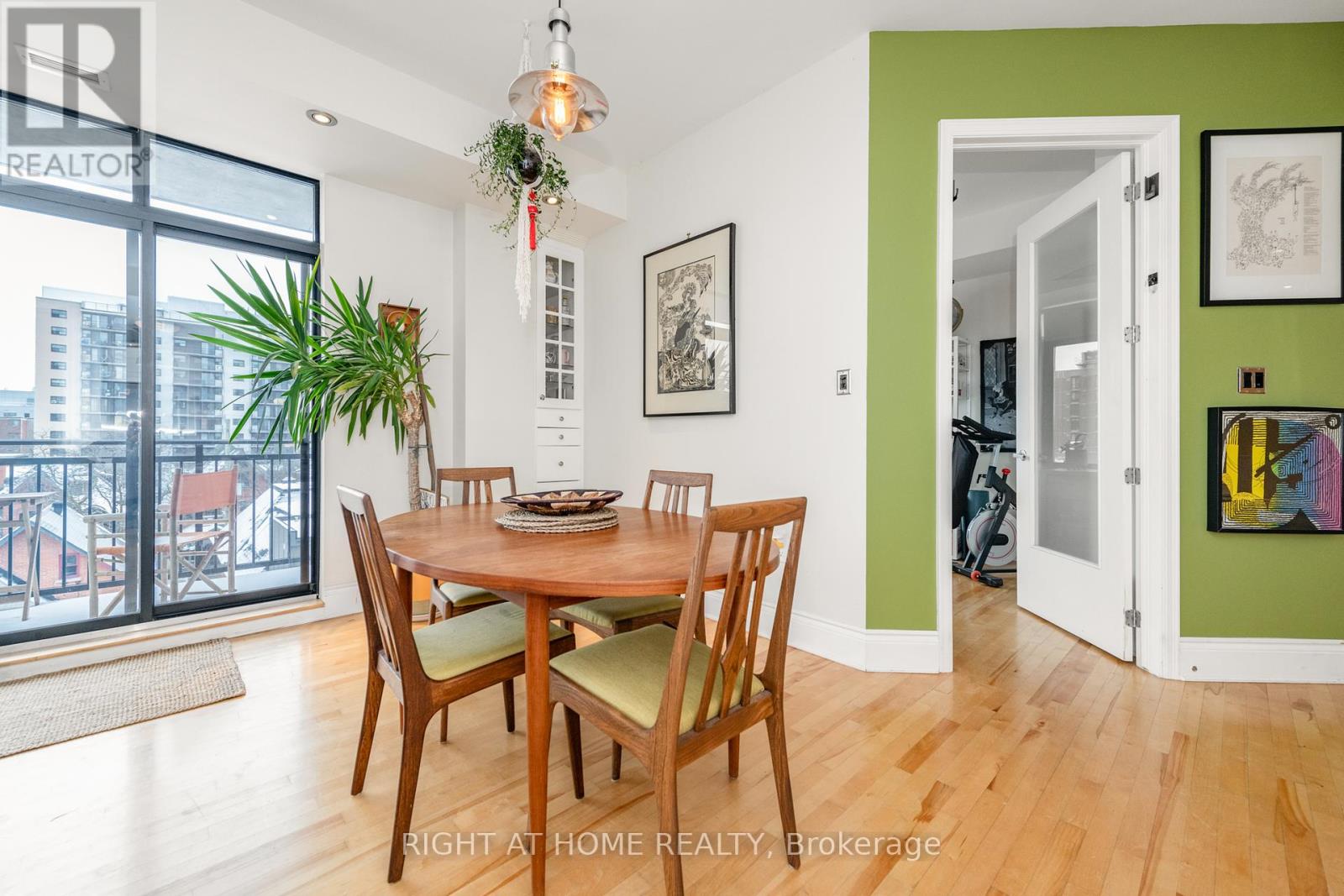 Photo 19 of 504 364 Cooper Street, Ottawa ON