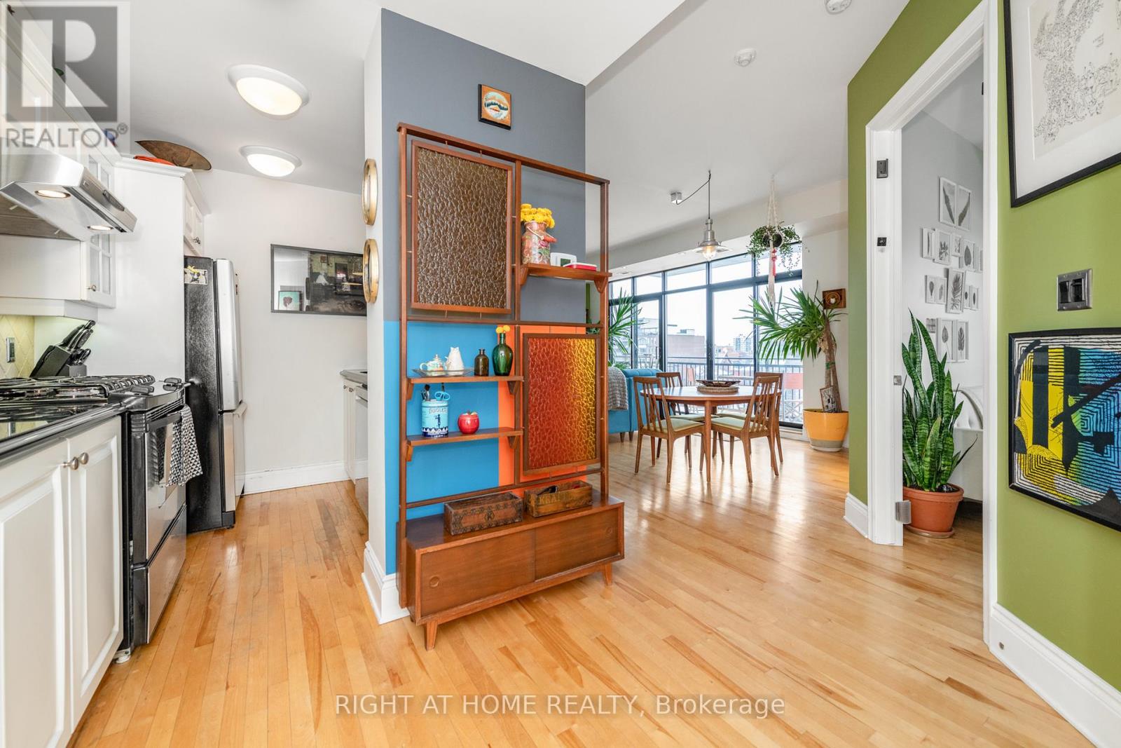 Photo 9 of 504 364 Cooper Street, Ottawa ON