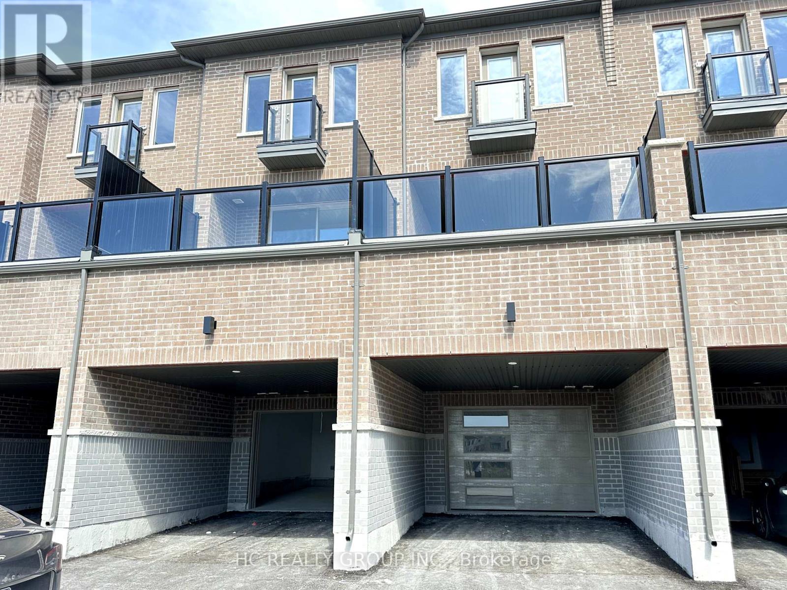 Photo 14 of 561 Vine Cliff Boulevard, Markham ON