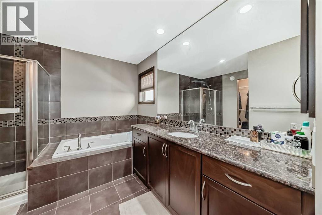 Photo 11 of 496 Panora Way Nw, Calgary AB