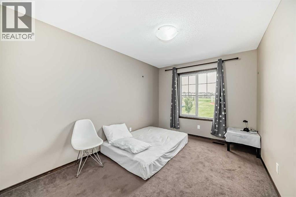 Photo 14 of 496 Panora Way Nw, Calgary AB