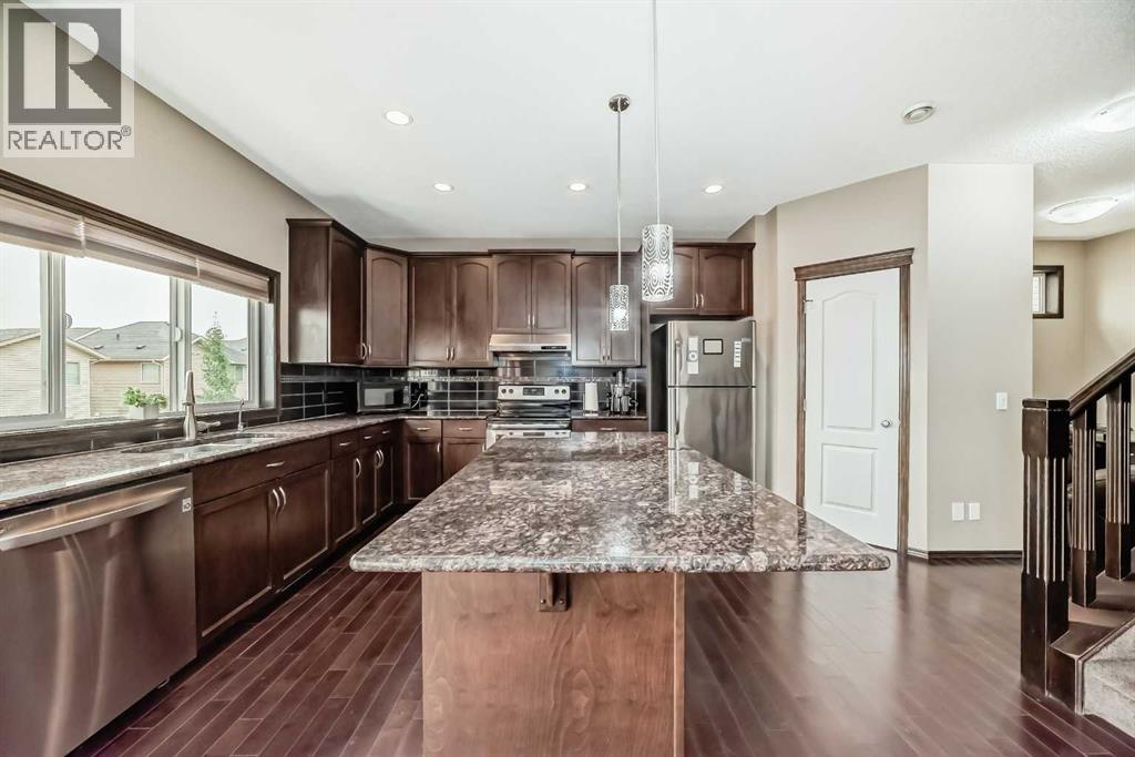 Photo 3 of 496 Panora Way Nw, Calgary AB