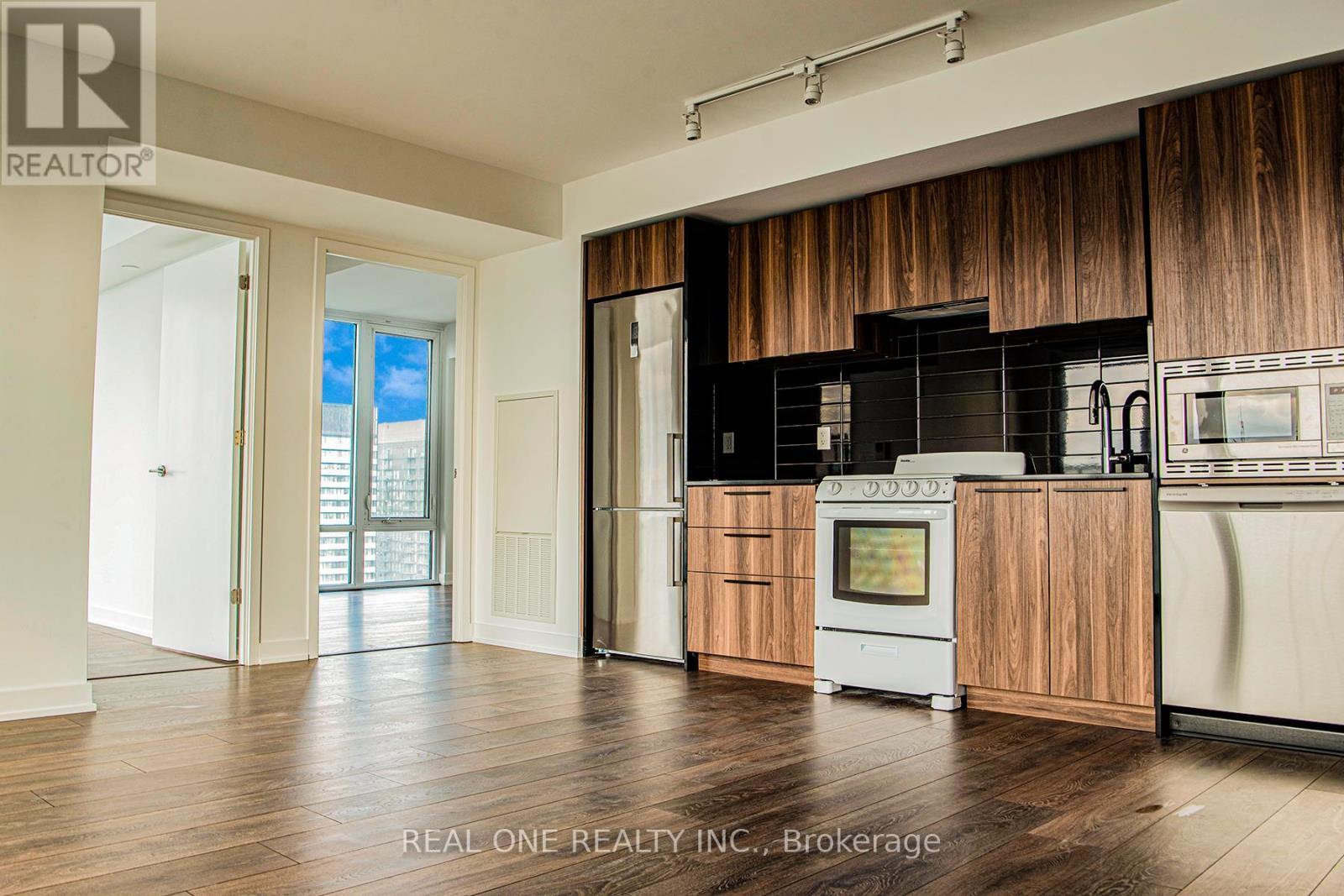 Photo 1 of 3002 501 Yonge Street, Toronto ON