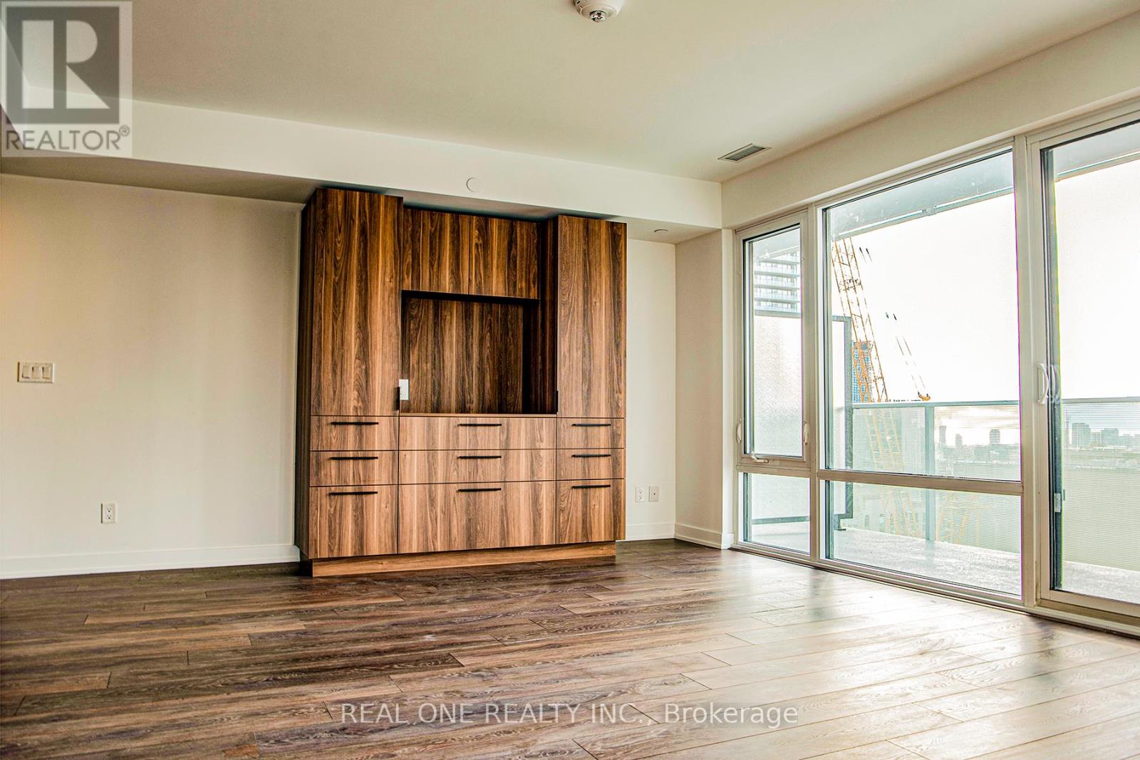 Photo 2 of 3002 501 Yonge Street, Toronto ON