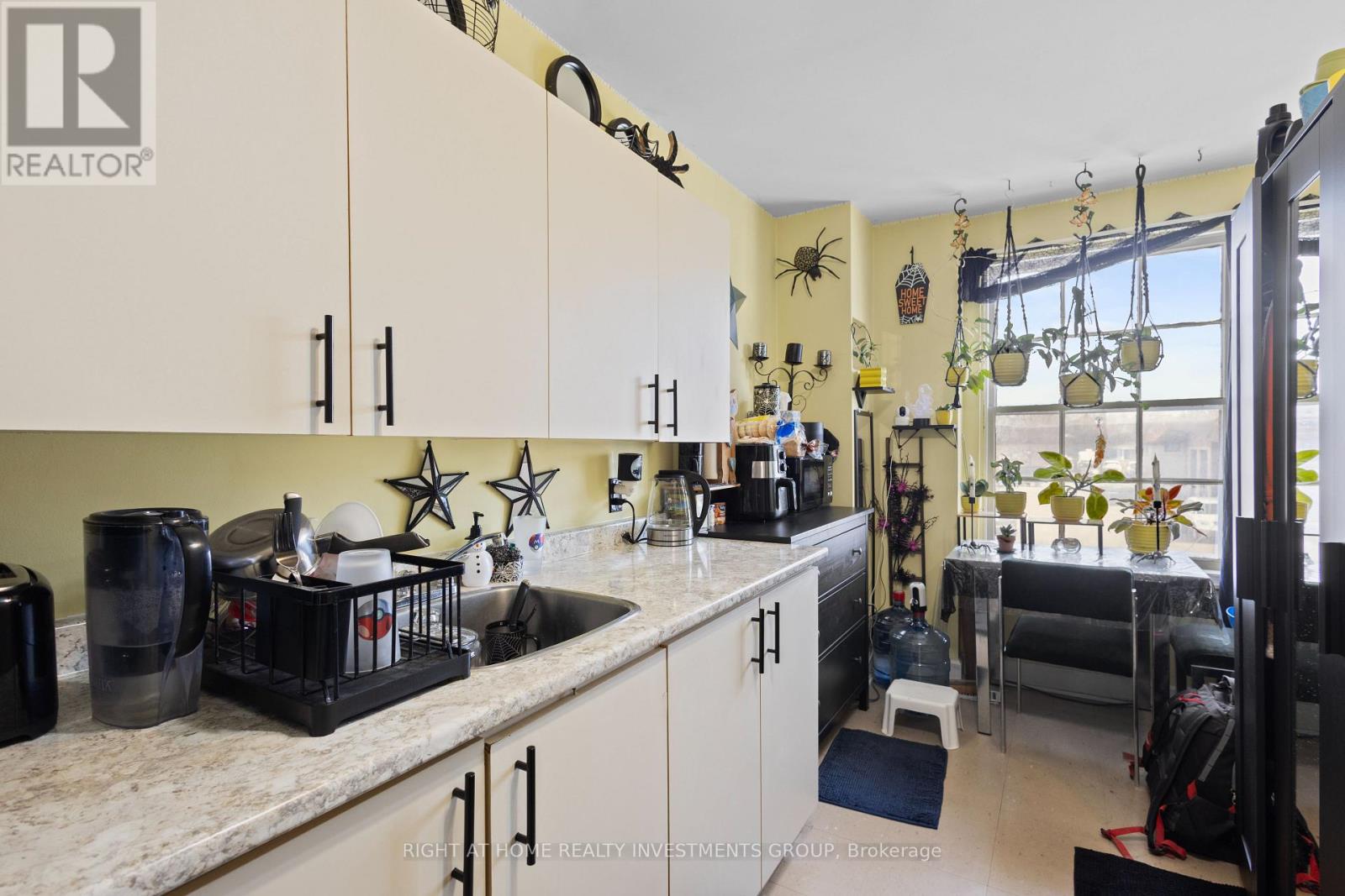 Photo 23 of 6745 Main Street, Whitchurchstouffville ON