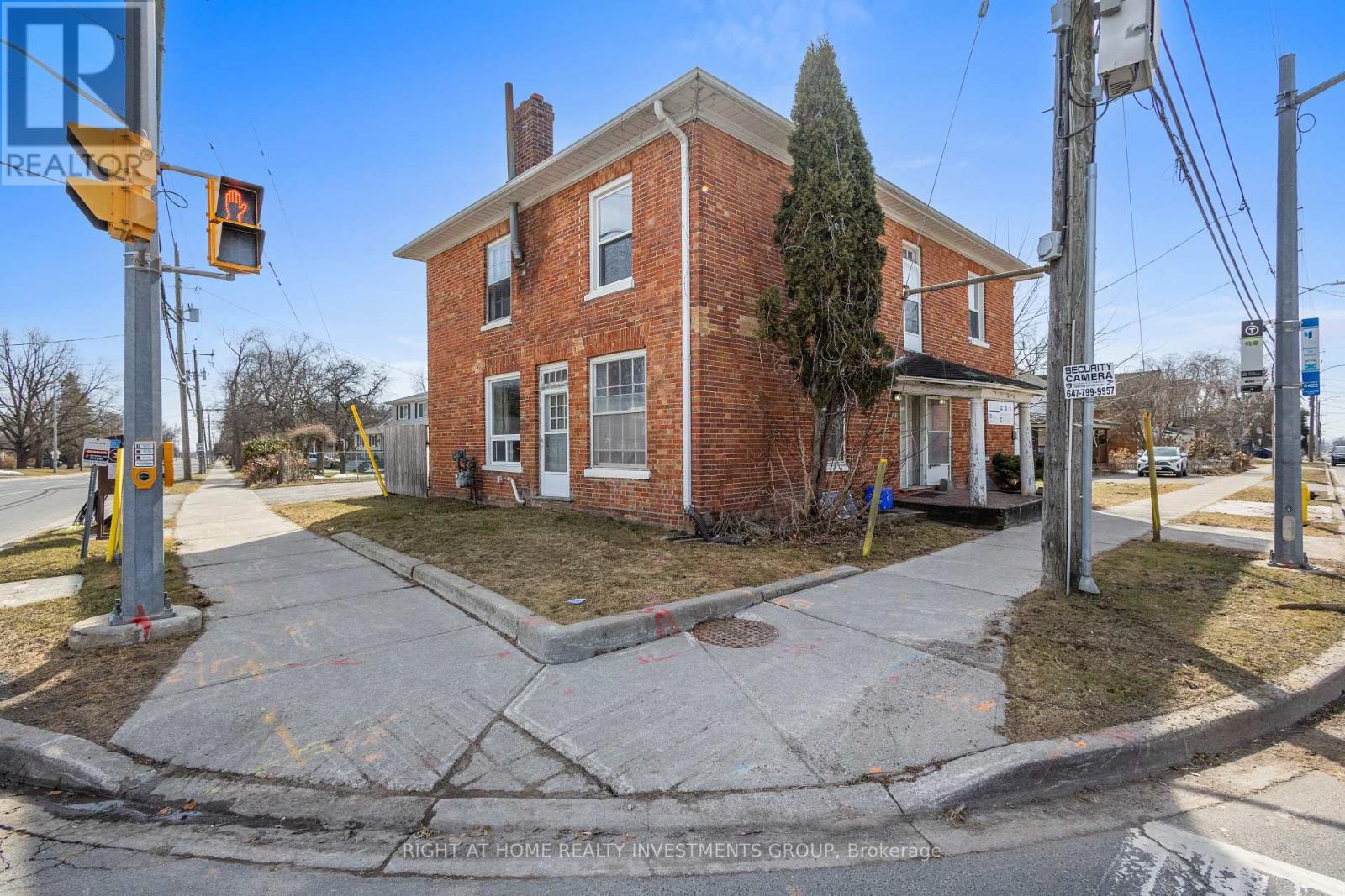 Photo 3 of 6745 Main Street, Whitchurchstouffville ON