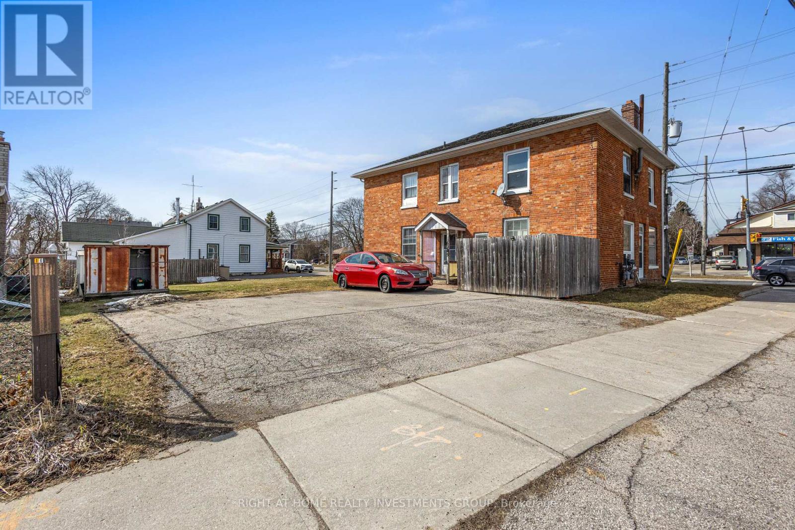 Photo 4 of 6745 Main Street, Whitchurchstouffville ON