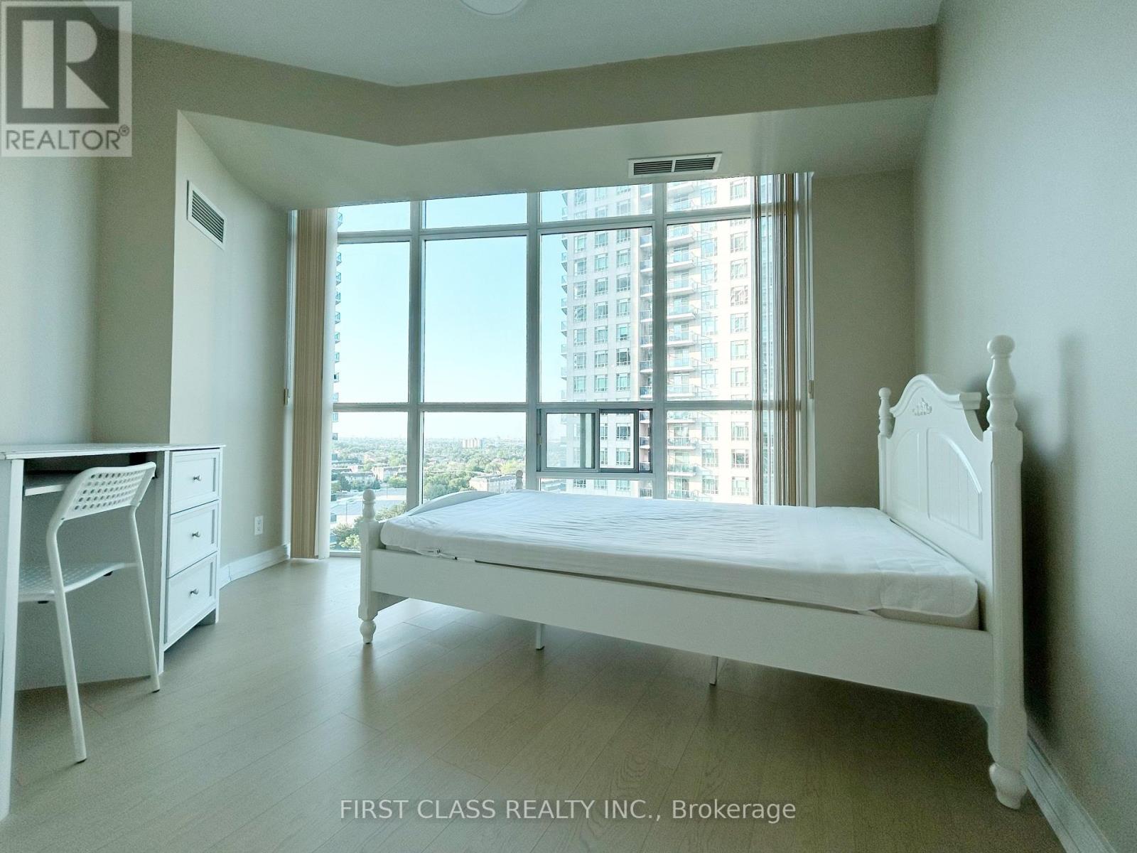 Photo 8 of 1402 70 Absolute Avenue, Mississauga ON