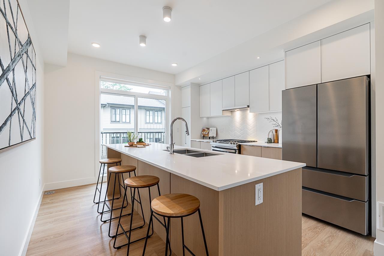 Photo 3 of 190 2350 165 Street, Surrey BC
