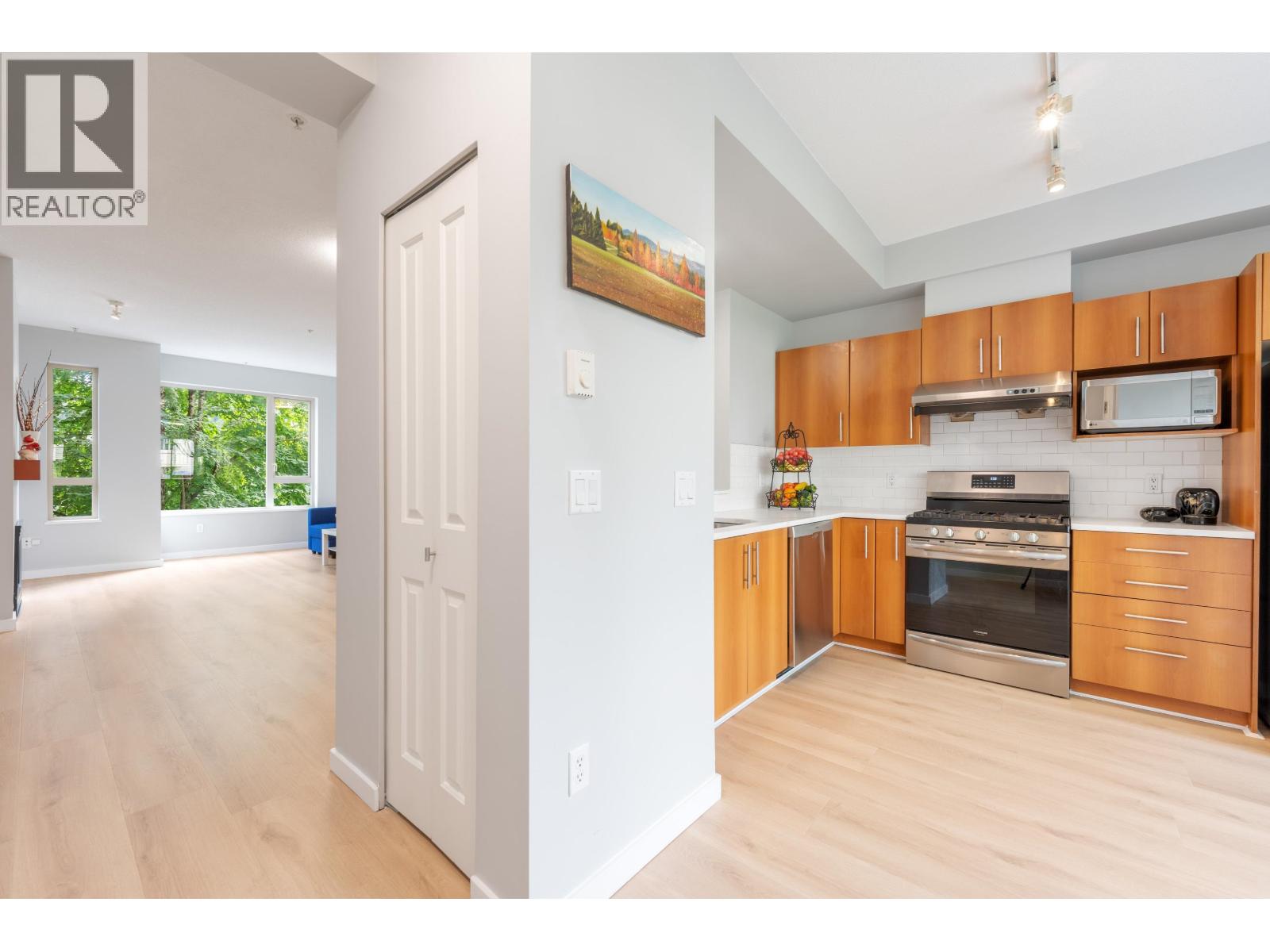Photo 10 of 130 9229 University Crescent, Burnaby BC