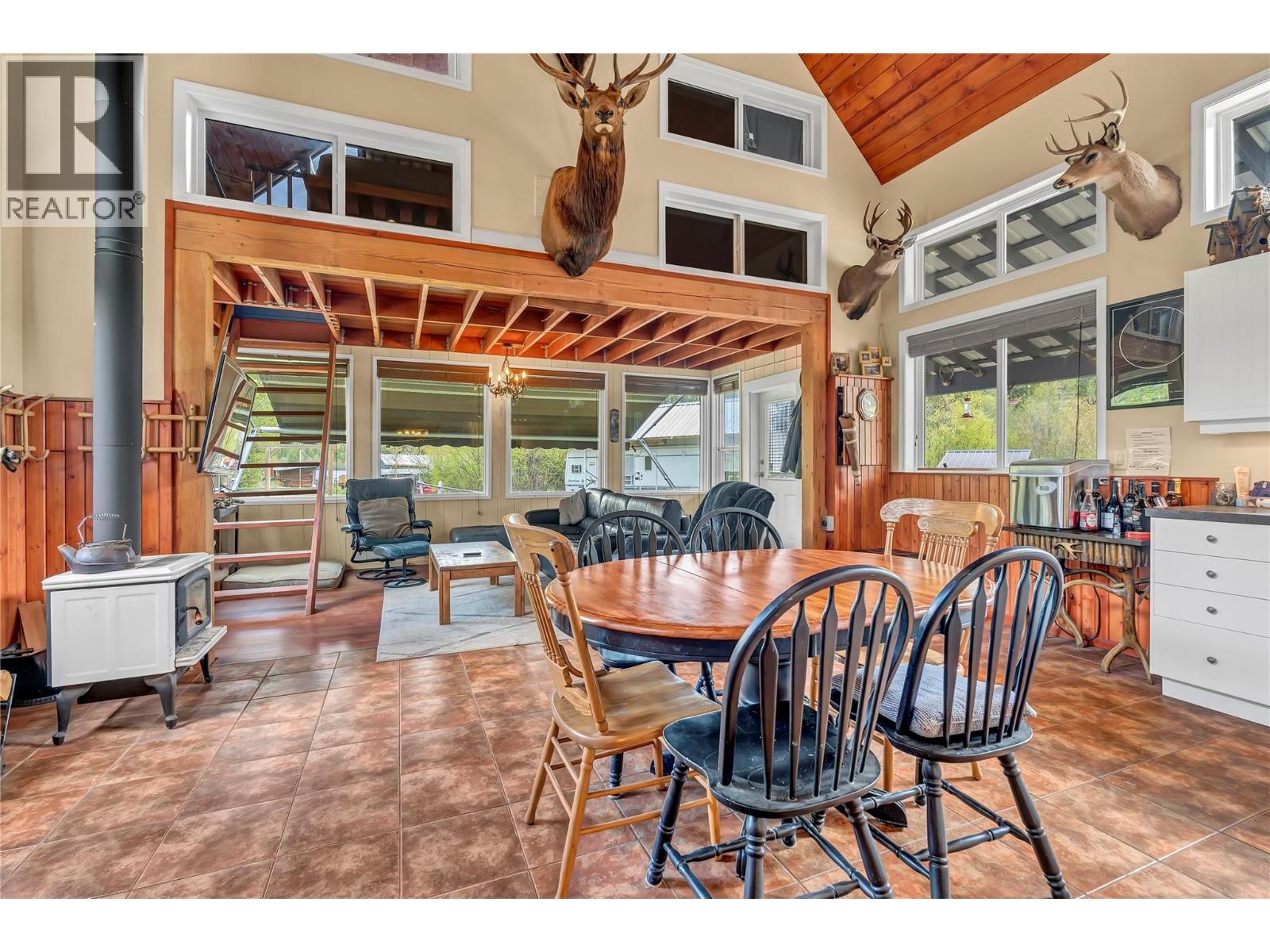  132 Link Lake Road, Princeton