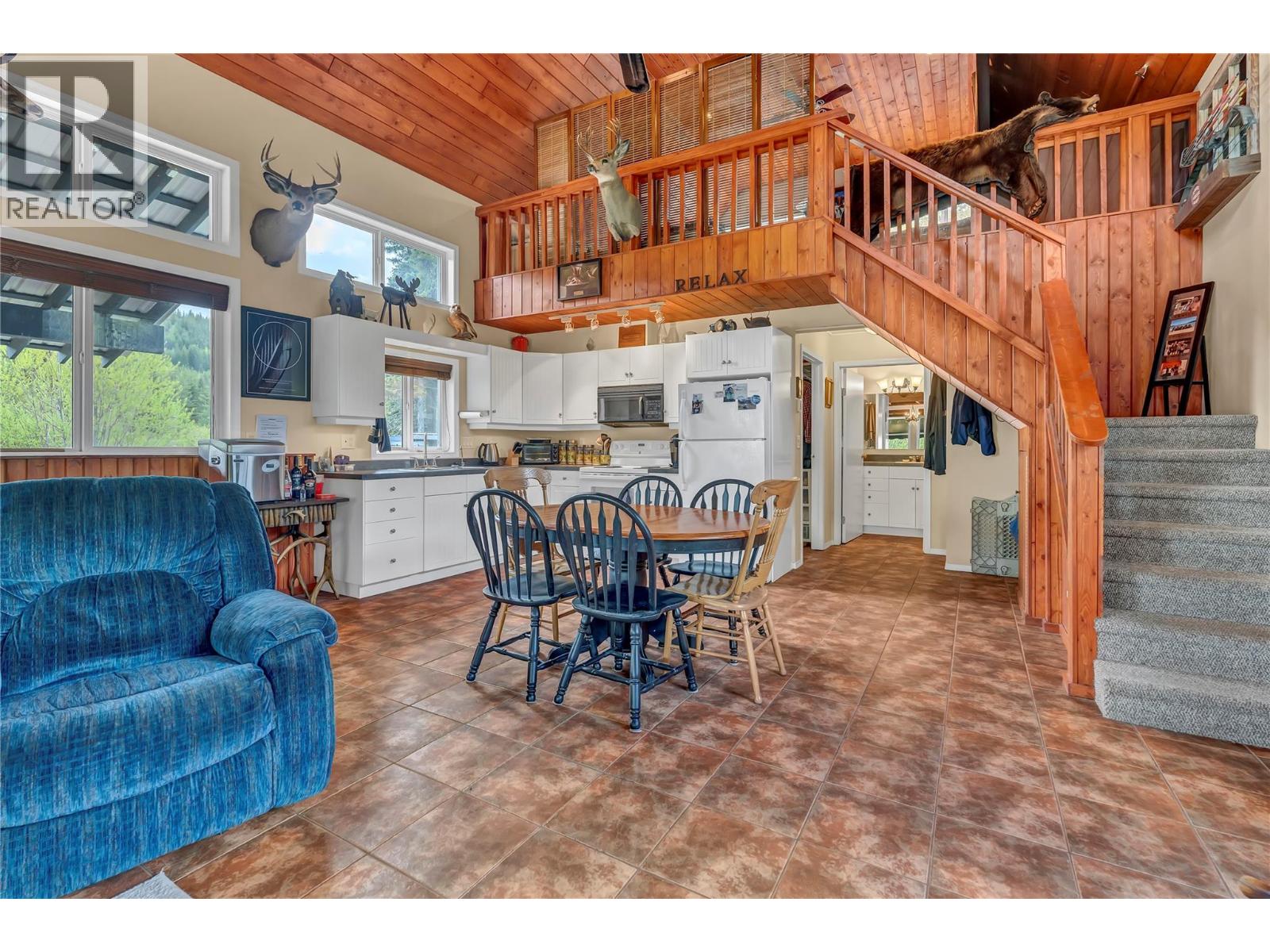  132 Link Lake Road, Princeton