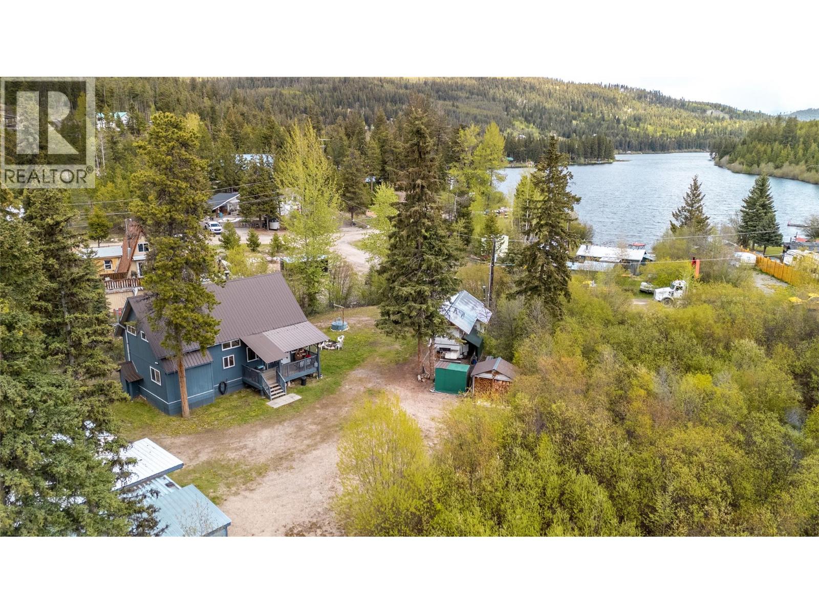  132 Link Lake Road, Princeton